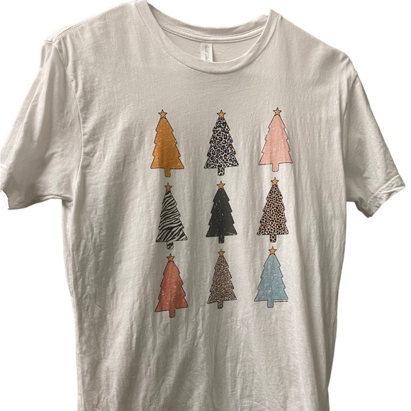 Christmas tree white T-shirt size small like new worn once - Picture 6 of 8
